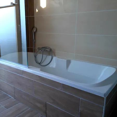 Couchage Solo Ou A 2 Avec Grand Salon A Perpignan